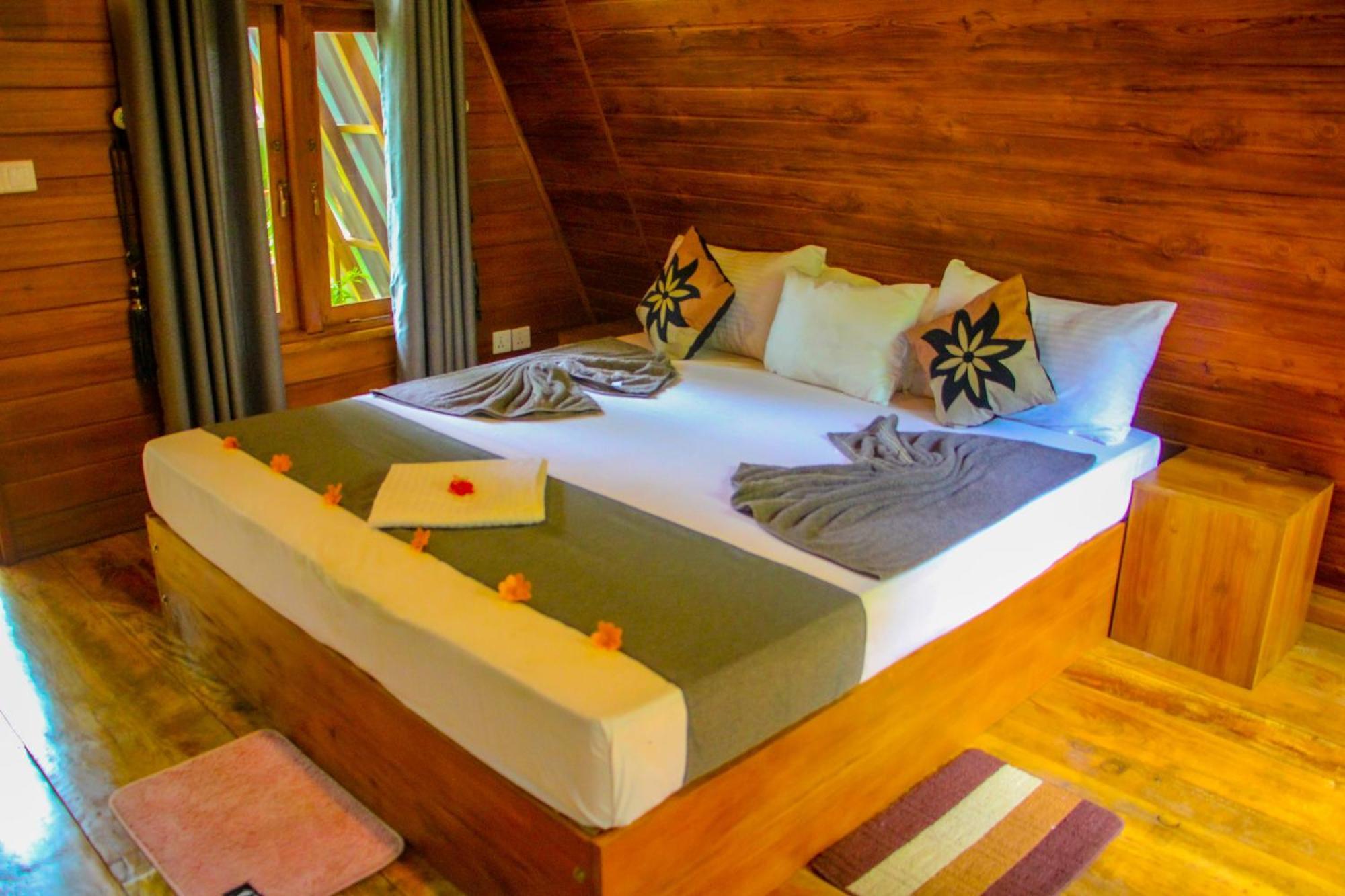 Eco Tree House * Sigiriya