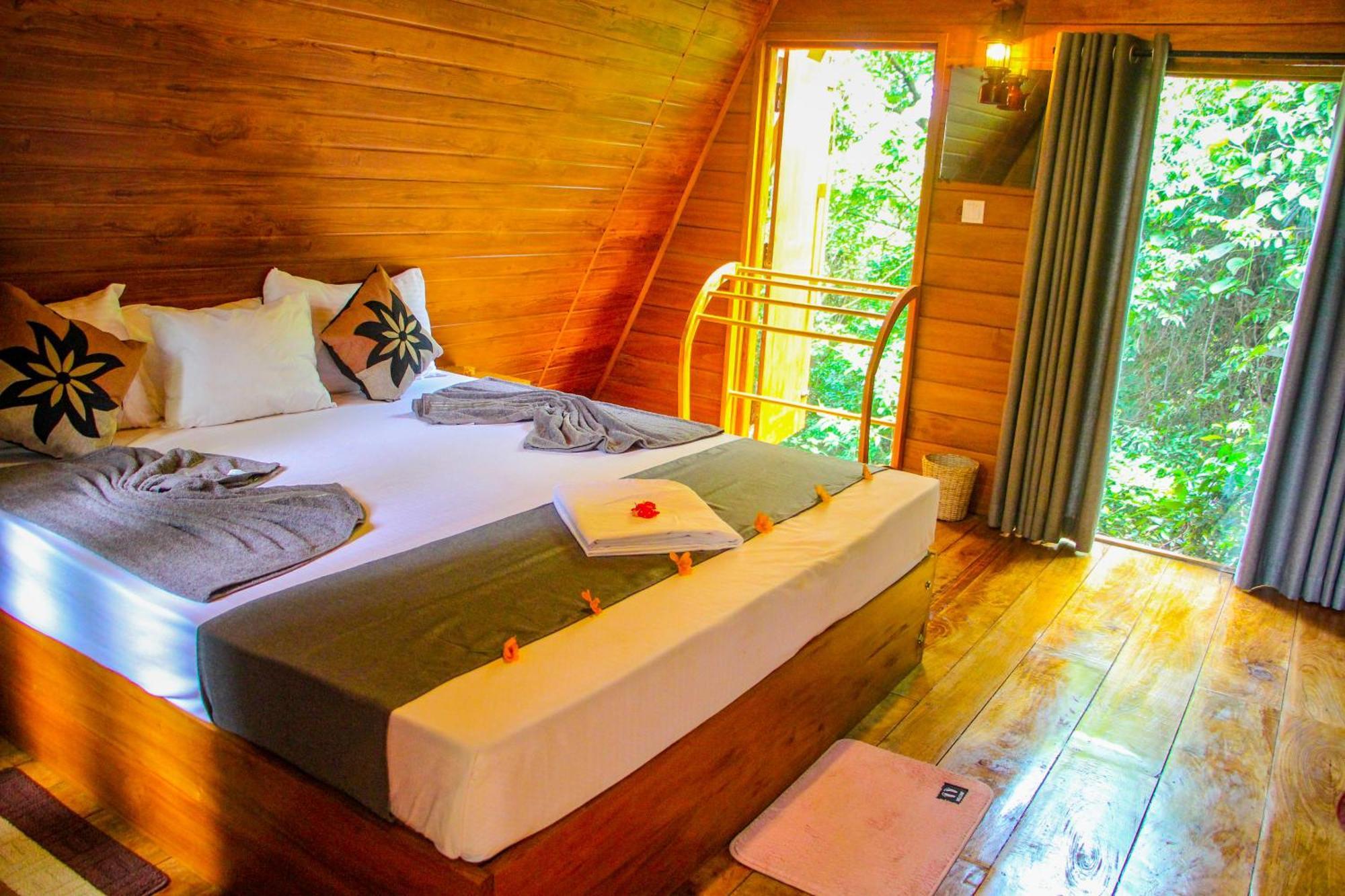Villa Eco Tree House Sigiriya